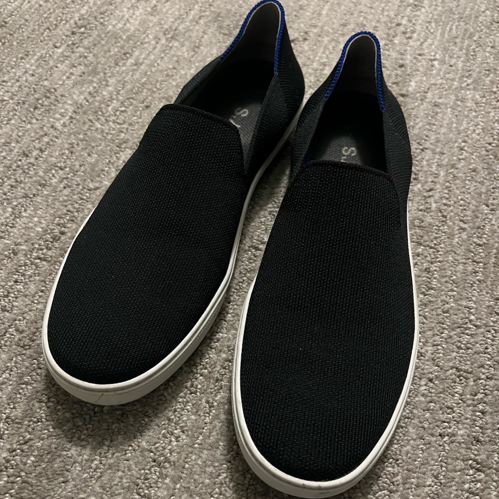 Women’s Rothy’s Sneakers - Size 9
